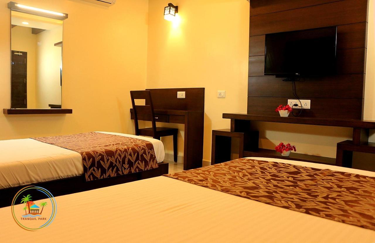Tranquil Park Hotell Pondicherry Exteriör bild