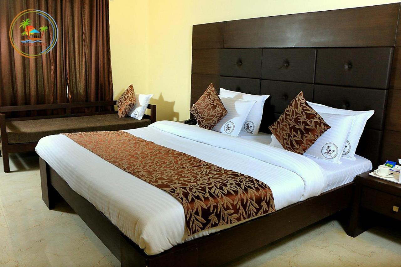 Tranquil Park Hotell Pondicherry Exteriör bild