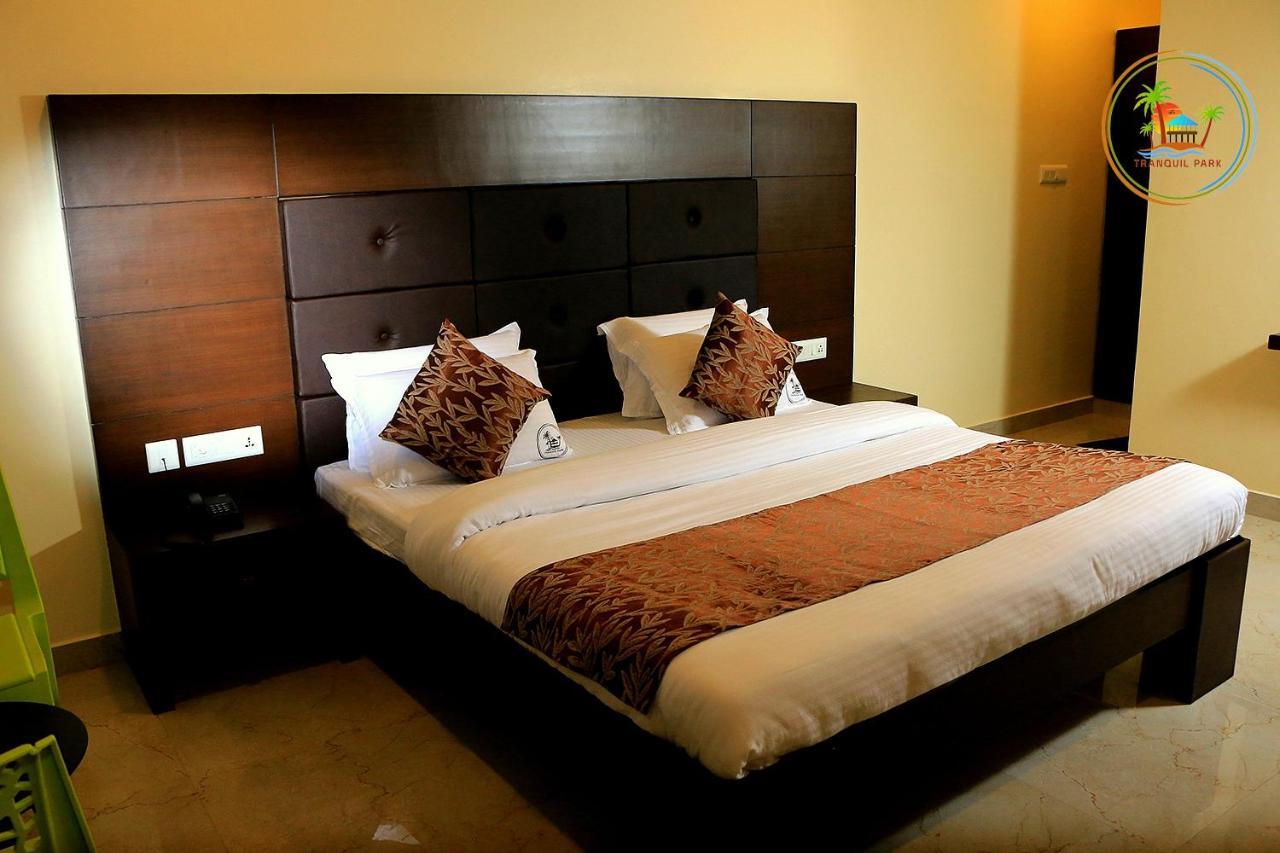 Tranquil Park Hotell Pondicherry Exteriör bild