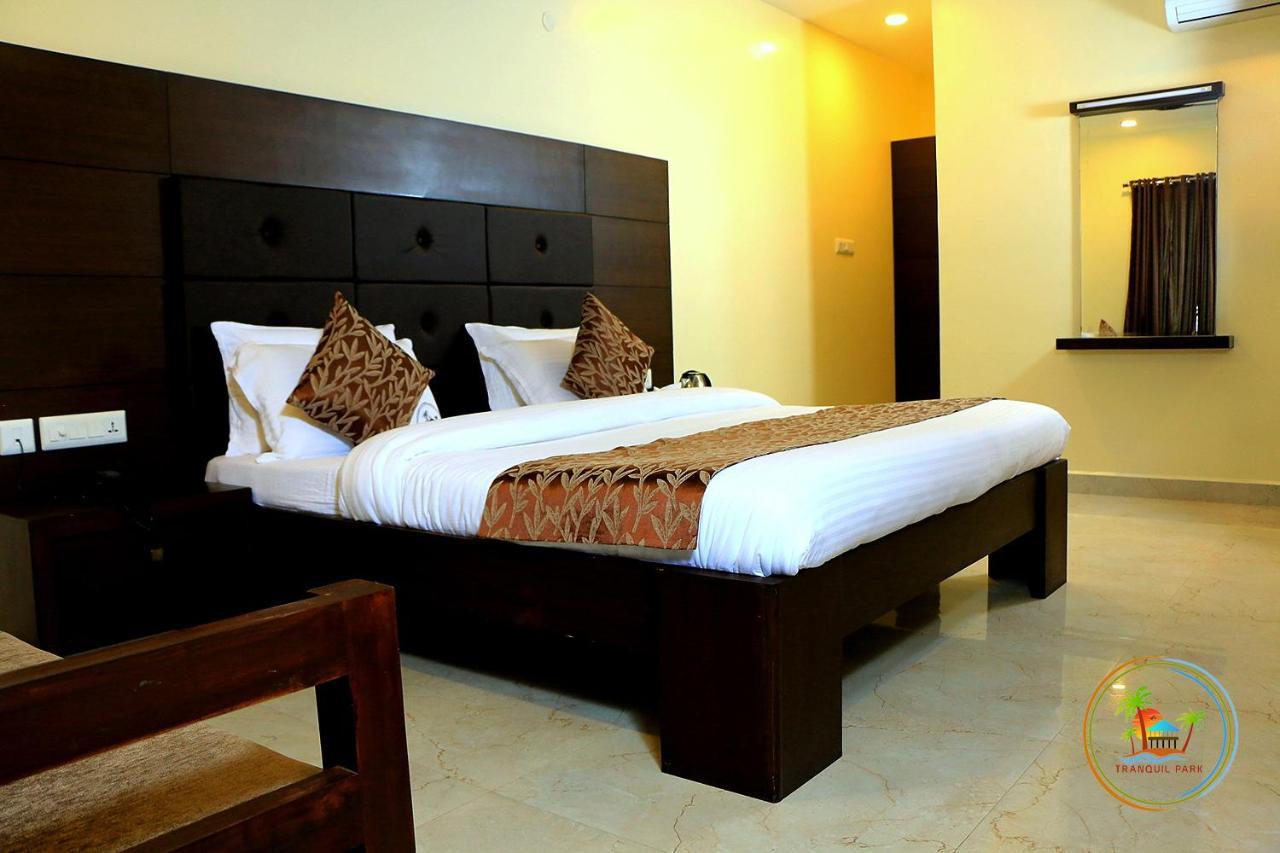 Tranquil Park Hotell Pondicherry Exteriör bild
