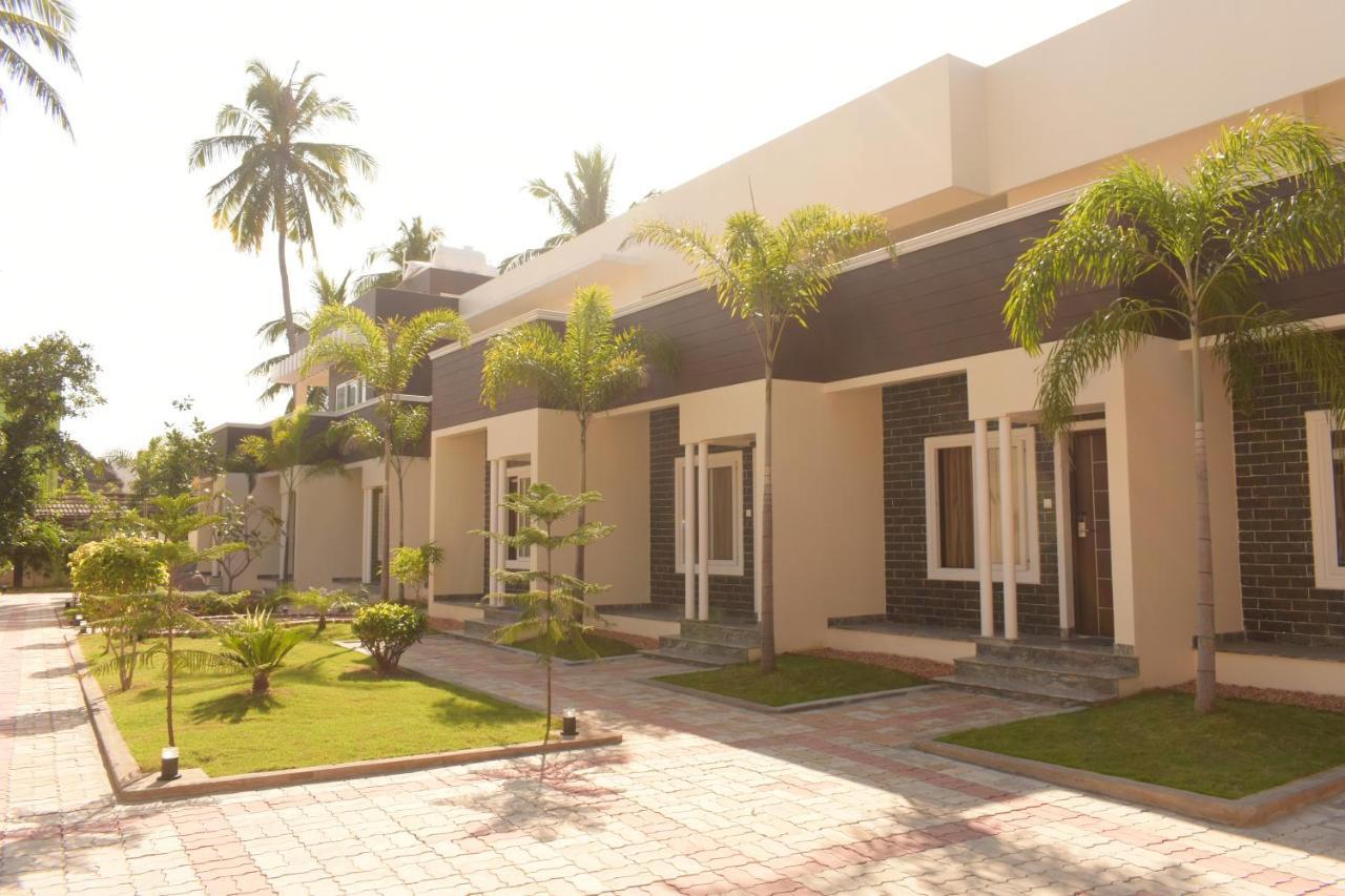 Tranquil Park Hotell Pondicherry Exteriör bild